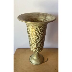 Decorative‎ vase